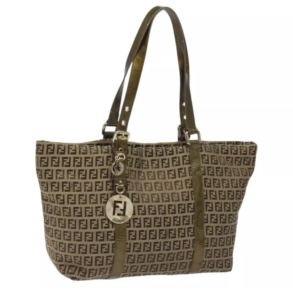 Sale‼️Fendi Zuchinno Authentic  FF  Tote Bag-Pre Owned w COA